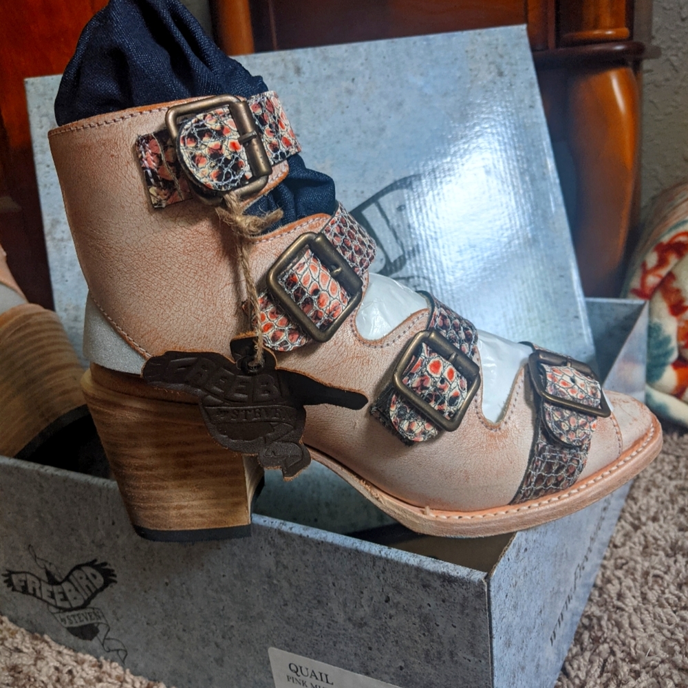 Tan Chunky Heel